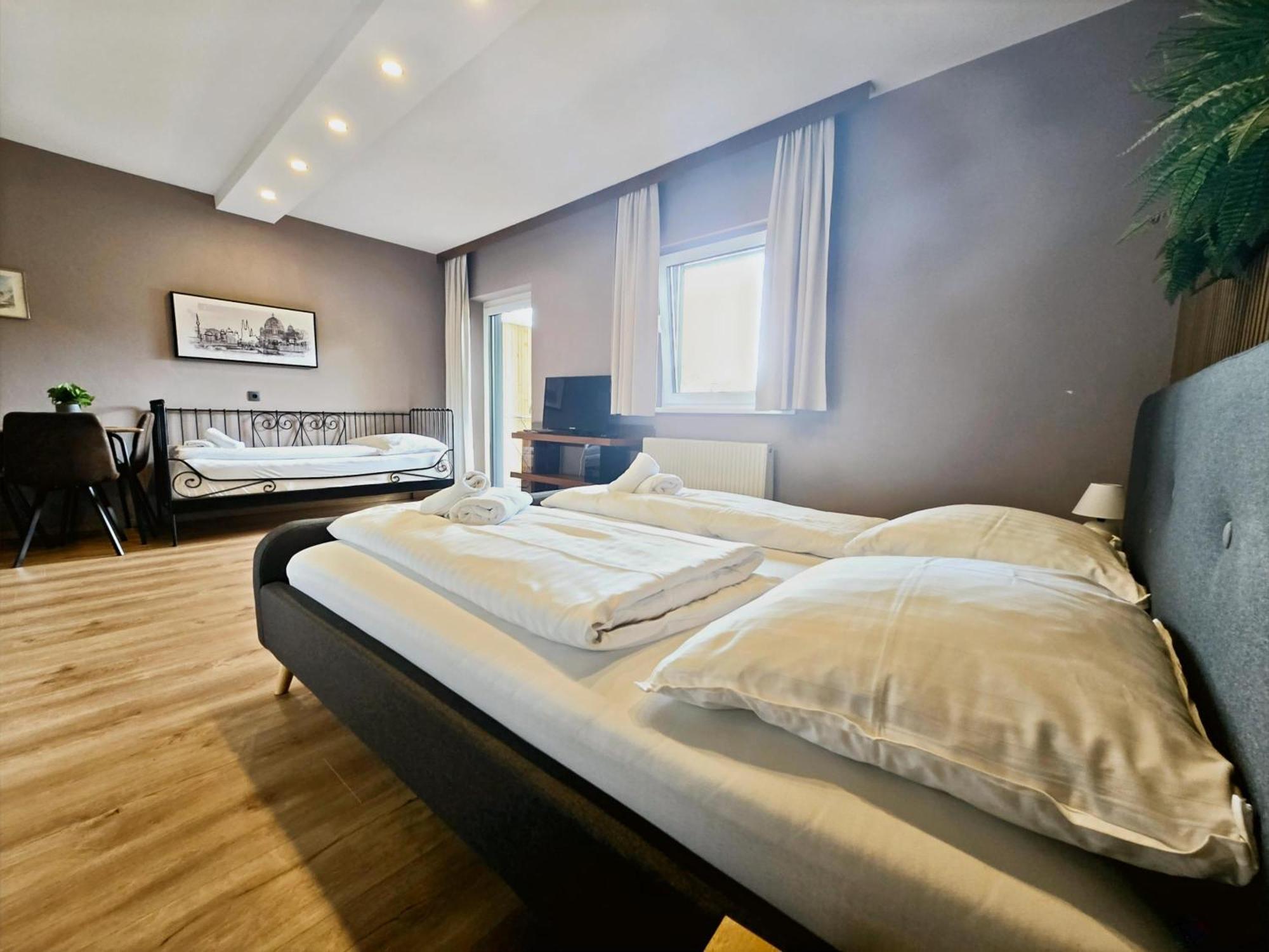 The Art And Apartament 3*